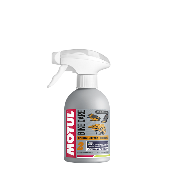 SPORTS EQUIPMENT REFRESHER 300ml